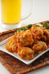 鶏の唐揚げとビール　Fried chicken and beer