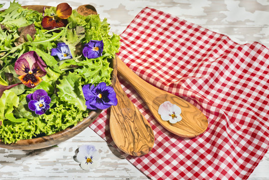 Bunter Salat