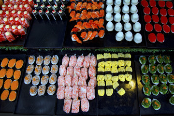 Home made Maki Sushi , suchi , japanese rolls and sushi