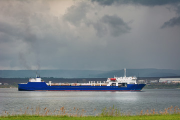 Ro-Ro Cargo Ship © Sergej Razvodovskij