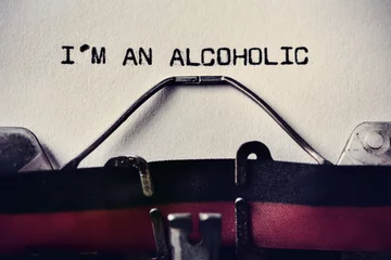 Fotobehang typewriter and text I am an alcoholic © nito