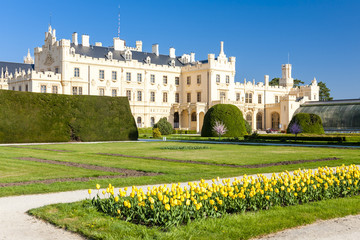 Fototapeta premium Lednice Palace with garden, Czech Republic