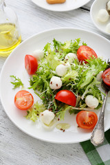  summer salad with tomatoes on plate