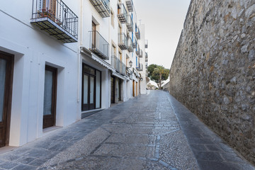 Calle de Peñíscola (Castellón, España).