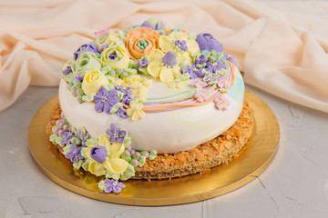 Obraz na płótnie Canvas Butter cream flowers cake