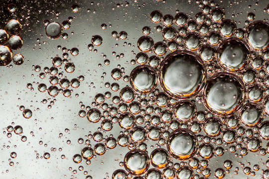 Silver Oil on Water Bubble Abstract Light Illumination