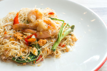 fried noodle cooked in Thai style