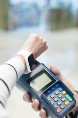 Customer pay by smart watch