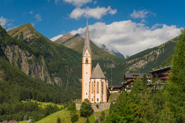 Heiligenblut Kirche am Großglockner - church at  Großglockner Hohe Tauern 4