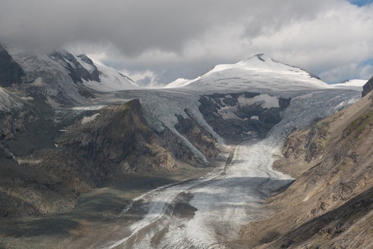 Grossglockner mountain with Glacier Pasterze, Hohe Tauern National Park, Carinthia, Austria 3