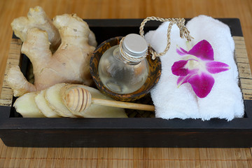 Fresh ginger extract herbal spa products from Thailand.
