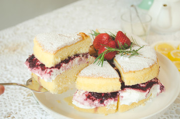 strawberry cake