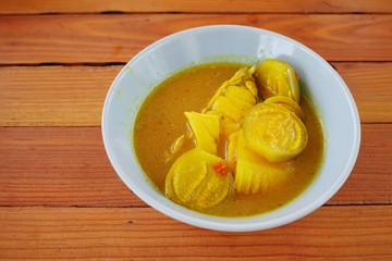 Thai yellow curry
