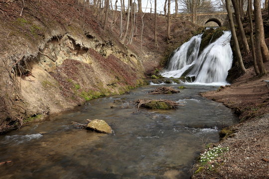 Der Lutter Wasserfall bei Gro&szlig;bartloff in Th&uuml;ringen