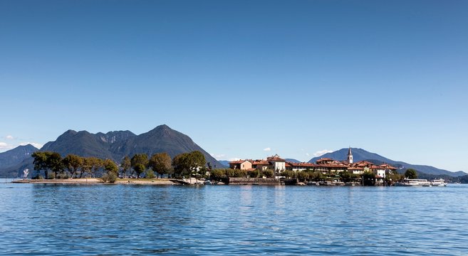 Isola dei Pescatori, Lake Maggiore, Piedmont, Lombardy, Italy