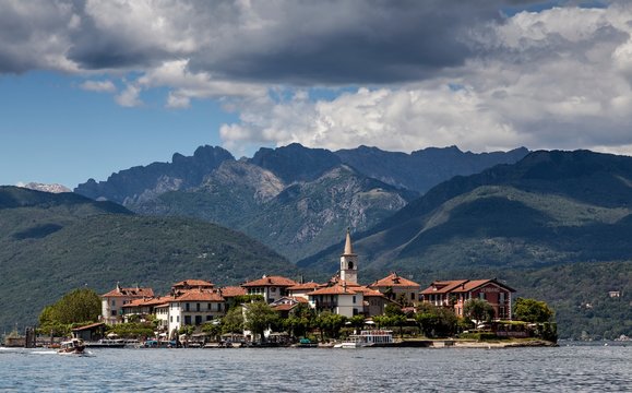 Isola dei Pescatori, Lake Maggiore, Piedmont, Lombardy, Italy