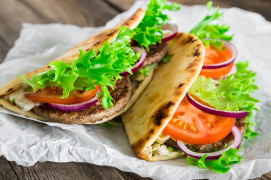 Pita with meat and vegetables