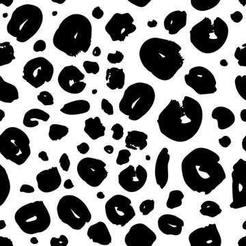 Cheetah seamless pattern / skin texture