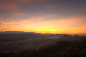 Fototapeta na wymiar Morning sky and stunning mountain scenery at Doi Hua Mod,Umphang Wildlife Sanctuary,Tak Province,northwestern Thailand