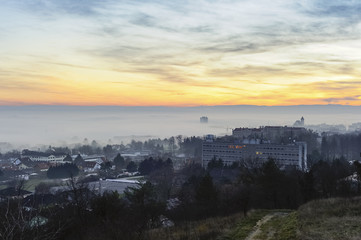 Landeshauptstadt des Burgenland Eisenstadt im Nebel