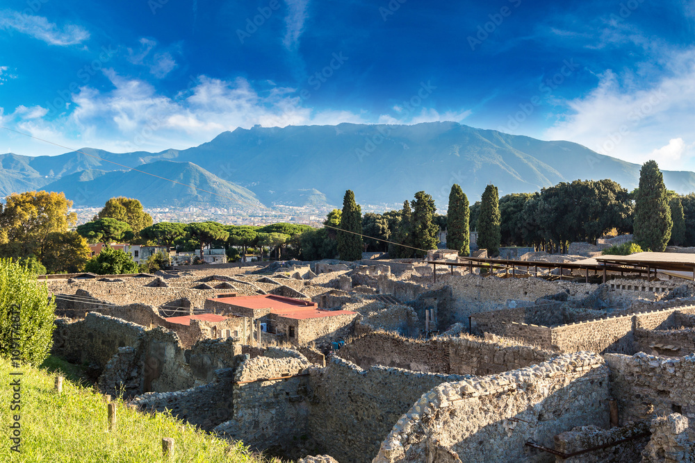 Wall mural pompeii city