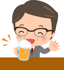 ビールを飲むスーツの中年男性