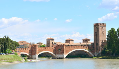 Fototapeta na wymiar The medieval castle in Verona on the river, the Castelvecchio, Italy.