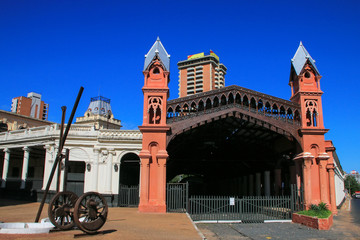 Obraz premium Former train station in Asuncion, Paraguay