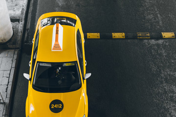 Taxi cab