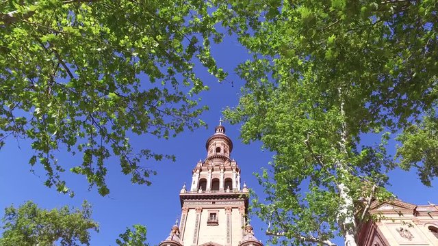 Siviglia, Andalusia, Spagna - Aprile 14, 2016: Piazza di Spagna (Ultra High Definition, UltraHD, Ultra HD, UHD, 4K, 2160P, 3840x2160)