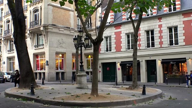 Paris. Architecture, attractions, old houses, streets and neighborhoods. Iconic locations.