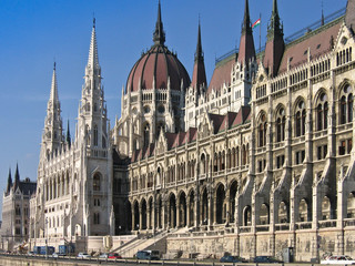 Obraz premium Hungarian Parliament Building – Országház – on the River Danube, Budapest, Hungary