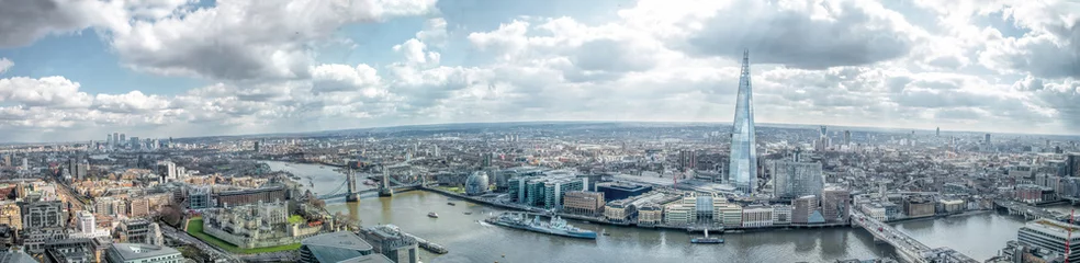 Fotobehang Londen Cityscape Skyline Breed Panorama. Bekend herkenningspunt © jgolby