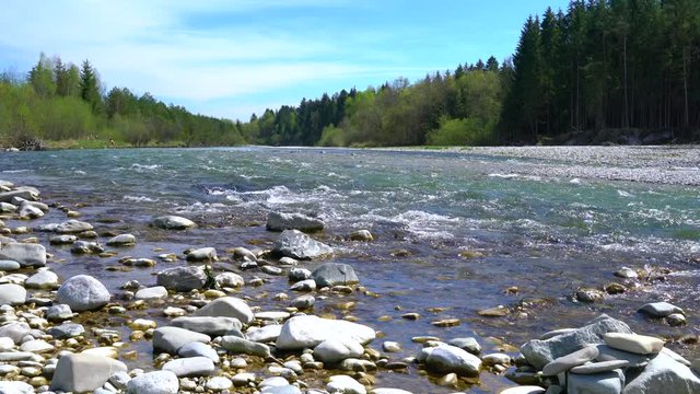 Isarflimmern - vier Impressionen der Isar zwischen Geretsried und Ascholding