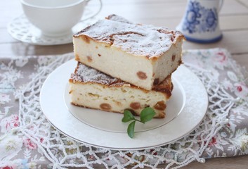 Cheesecake, cottage cheese pudding with fresh lemon.