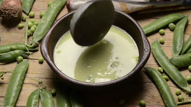 Sopa de ch&iacute;charos Peas soup 에르텐 수프 Zupa grochowa groch&oacute;wka Crema di piselli Гороховый суп Erbsensuppe Soupe aux pois &Auml;rtsoppa Hernekeitto Erwtensoep Snert Ertesuppe &auml;rtsoppa Gule &aelig;rter Mashed