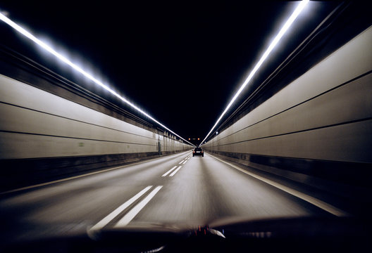 Fototapeta Car in tunnel