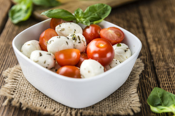 Mozzarella with Tomatoes