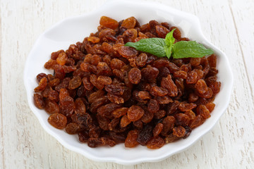 Raisin in the bowl