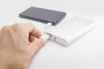 connect the power bank to mobile phone