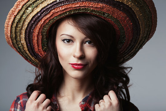 beautiful girl portrait with sombrero