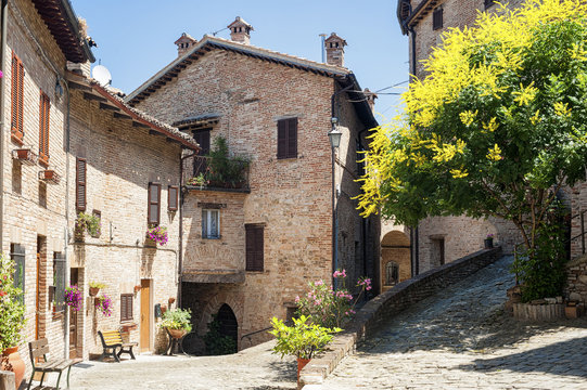 Sarnano (Macerata, Marches, Italy) - Old village