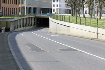 Zufahrt zur Tiefgarage am Schlossplatz Karlsruhe