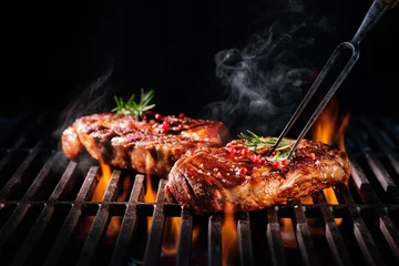 Papier Peint photo Grill / Barbecue Steaks de boeuf sur le grill