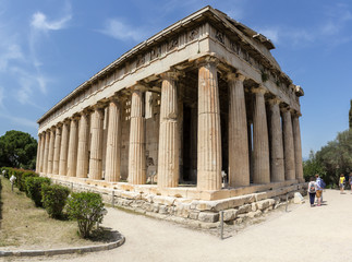 Fototapeta premium Temple of Hephaestus in Ancient Agora, Athens, Greece