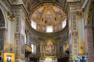 Fototapeta na wymiar ROME, ITALY - APRIL 8, 2016: Interior of the San Marcello al Corso church, 18th century