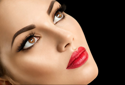 Beauty fashion model woman face, perfect make-up