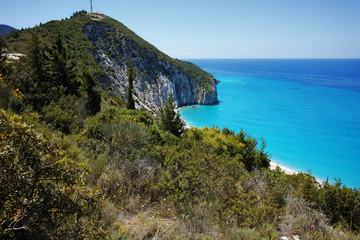 Fototapeta na wymiar Amazing view of Blue Waters of Milos Beach, Lefkada, Ionian Islands, Greece