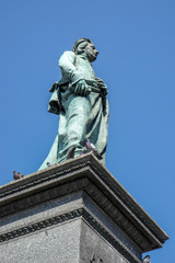Fototapeta na wymiar Adam Mickiewicz Monument in Krakow