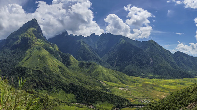 The summit beautiful landscape of Fan Si Pan or Phan Xi Pang mountain the highest mountain in Indochina at Sapa , Vietnam view of when look at from view point near Sapa.
